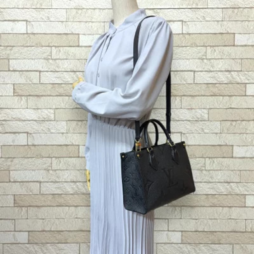Louis Vuitton OnTheGo Shoulder Bag Empreinte Black Monogram